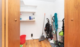 153 Cherry Hill Dr 2B, Bridgeport, CT 06606