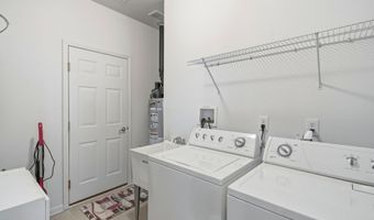 14 Hidden Lake Cir, Barnegat, NJ 08005