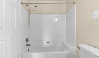 44096 NATALIE Ter 302, Ashburn, VA 20147