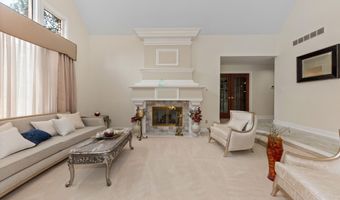 2086 Valleyview Dr, Ann Arbor, MI 48105