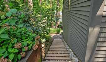 1755 Robinhood Rd, Annapolis, MD 21401