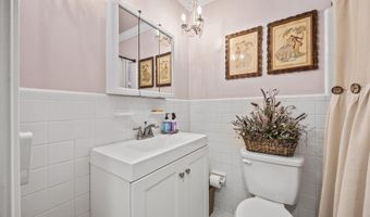 18 Sandra Ln, Athens, AL 35611
