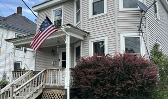 293 Grove St, Bangor, ME 04401