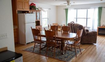 1380 Landing Rd, Baxley, GA 31513