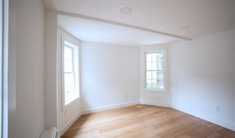 57 Callender Ave, Newport, RI 02840