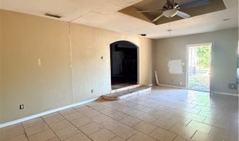 911 S Almond St, Alice, TX 78332