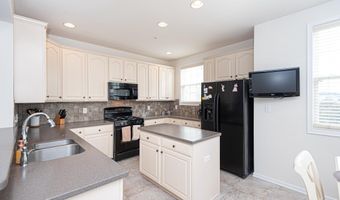 12461 COASTAL MARSH Dr 502, Berlin, MD 21811