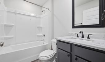 6575 Eastland Cir, Biloxi, MS 39532