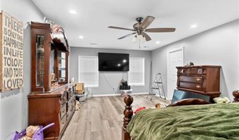 1912 Burns Ct, Austin, IN 47102