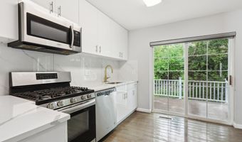 14 South St 20, Danbury, CT 06810