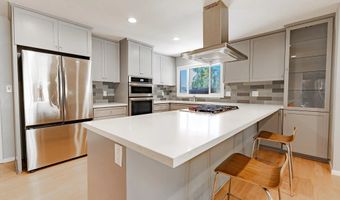 10020 Bonnie Vista Dr, La Mesa, CA 91941