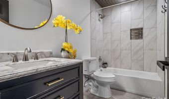 2627 Old N Sharon Amity Rd, Charlotte, NC 28205