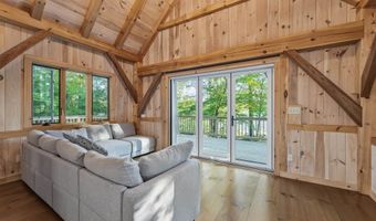 116 Big Barndoor Is, Alton, NH 03810