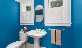 291 Spencer Ave, Warwick, RI 02818