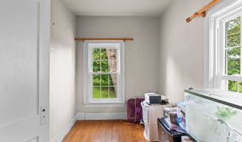202 Steadwell Rd, Amsterdam, NY 12010