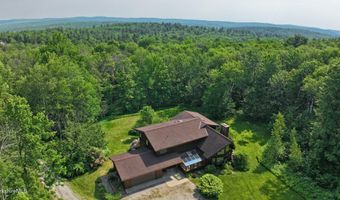 707 Benton Hill Rd, Becket, MA 01223