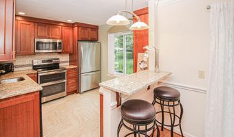 10 South St 85, Danbury, CT 06810