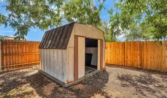 2404 N Robin St, Altus, OK 73521