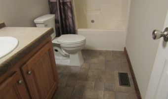 1401 W Bowman Dr, Artesia, NM 88210