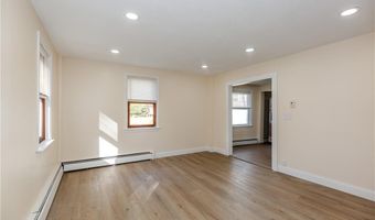 30 Bear Hill Rd, Cumberland, RI 02864