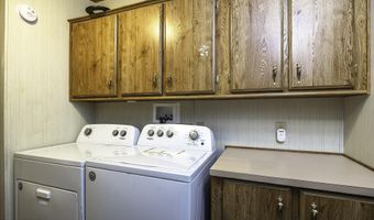 450 W SUNWEST Dr 10, Casa Grande, AZ 85122