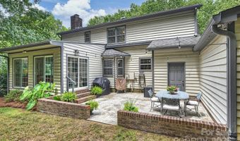 4301 Meadowridge Dr, Charlotte, NC 28226
