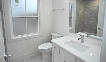 5 W Golfwood Rd, Beverly Shores, IN 46301