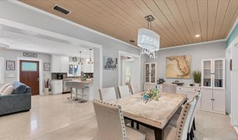 154 CRESCENT Dr, Anna Maria, FL 34216