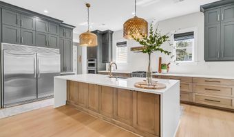 7878 Gull Bay Dr, Awendaw, SC 29429