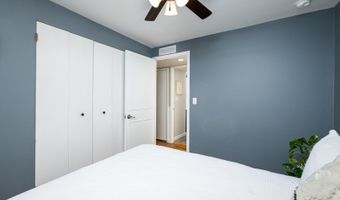 12 W Eden Ct, Ann Arbor, MI 48108