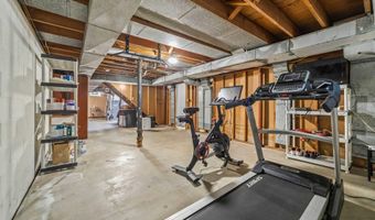 180 Ormond St, Albany, NY 12208