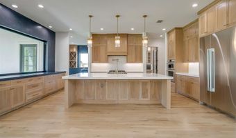 535 Royal Santana Run, Weatherford, TX 76087