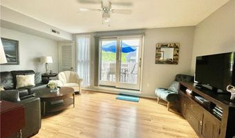 106 Swinburne Row, Newport, RI 02840