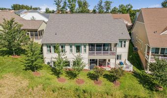 102 PHOEBE Ct, Lake Frederick, VA 22630