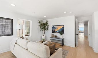 212 S Pacific St, Oceanside, CA 92054