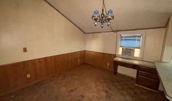 1407 Michigan Ave, Alma, MI 48801