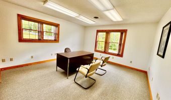 1045 Broadway, Bangor, ME 04401