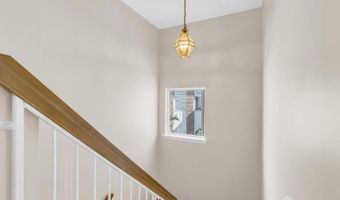 1606 Madaline Dr, Avenel, NJ 07001