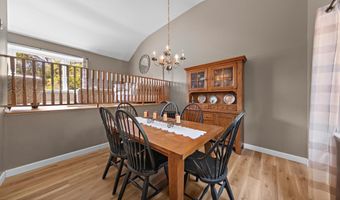 3 Renier Ct, Middletown, NJ 07748