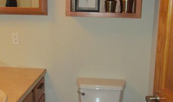 406 5 W Richardson Ave, Artesia, NM 88210