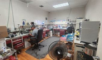 10421 Magnolia Ave S, Anaheim, CA 92804