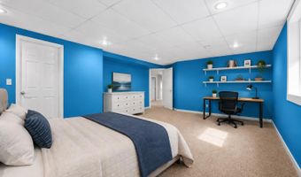 3220 Fairhaven Dr, Allegan, MI 49010