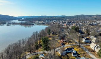 49 Tyler St, Brattleboro, VT 05301