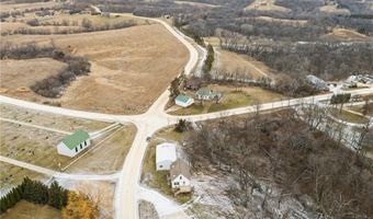 17856 Green Rd, Anamosa, IA 52205