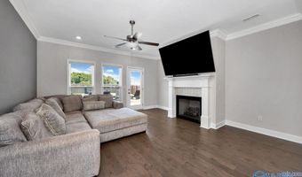 444 Summit Lakes Dr, Athens, AL 35613