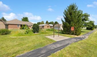 105 Sierra Ln, Arcanum, OH 45304