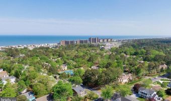 327 OAKWOOD St, Bethany Beach, DE 19930
