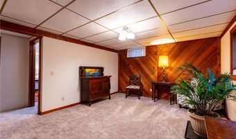 26233 555th Ave, Austin, MN 55912