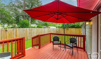 112 W 52nd St, Savannah, GA 31405