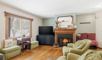 22665 W DEPOT St, Antioch, IL 60002
